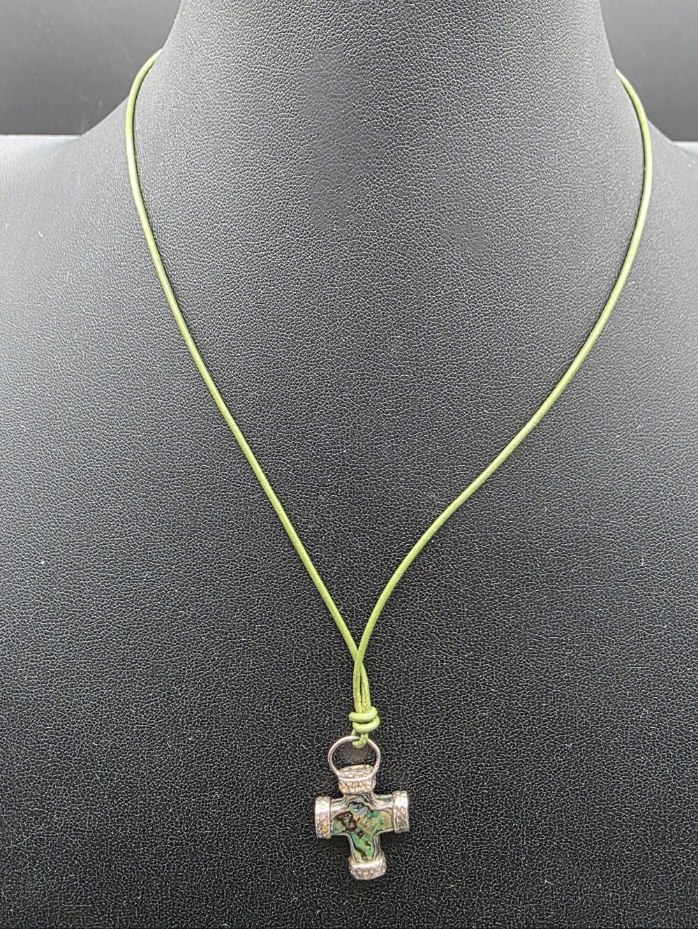 PEYOTE BIRD Green Cord Necklace with 925 Silver & Abalone Cross Pendant